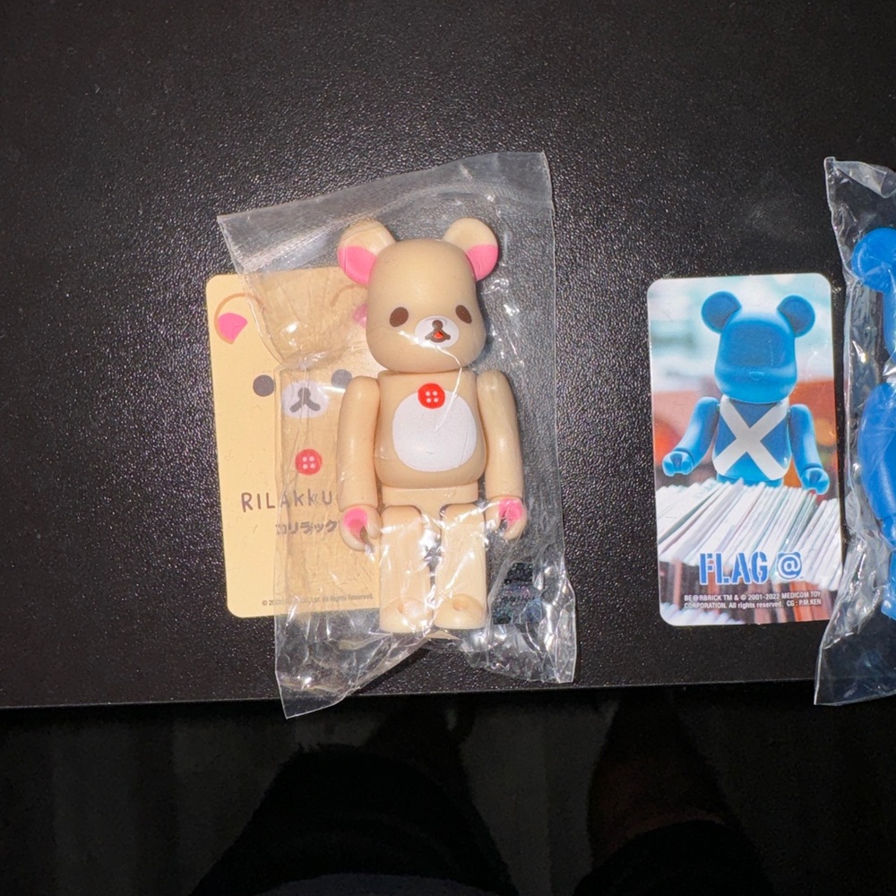 Mini Bearbrick - Picture 2 of 5